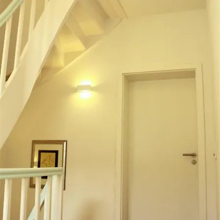 Apartamento Fuer 4 Personen Düsseldorf