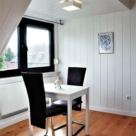 Fuer 4 Personen دوسلدورف